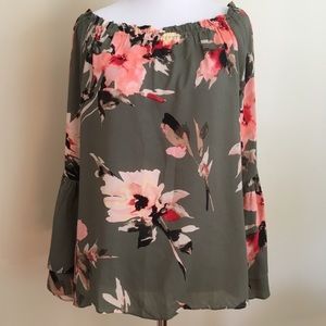 White House Black Market Peasant Boho Floral Top